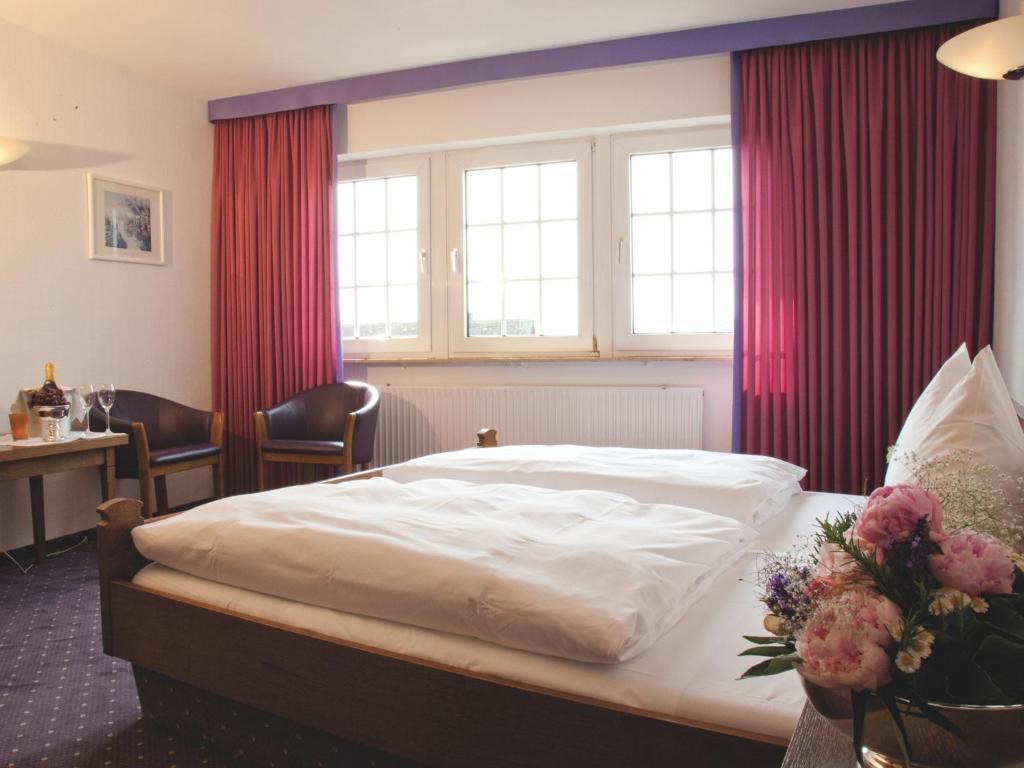 Hotel Felsenkeller Rüdesheim am Rhein Szoba fotó